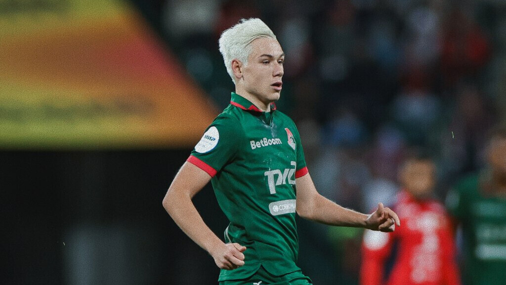 «Величайший из всех». Гол-шедевр главного таланта России заставил иностранцев раскрыть рты. Видео