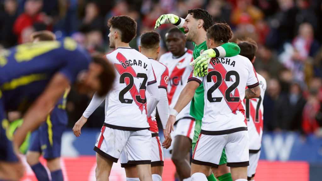 «Атлетико» с крупным счетом проиграл «Райо Вальекано» в матче чемпионата Испании