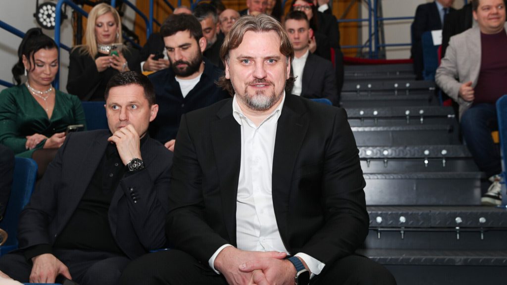 «Все знают, что Семак прекрасный человек и тренер. От души поздравляю Сергея с юбилеем!» — Дмитрий Булыкин