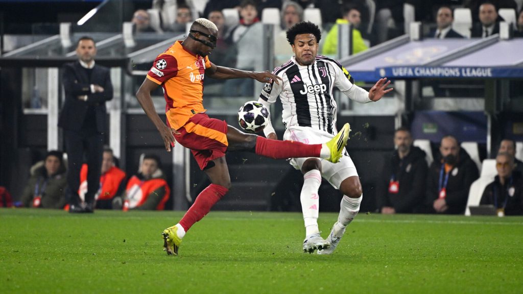 «Галатасарай» проиграл «Ювентусу», но вышел в 1/8 финала Лиги чемпионов