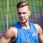 «Для меня нет сложности в том, чтобы играть на искусственном газоне» — форвард «Зенита» Максим Глушенков