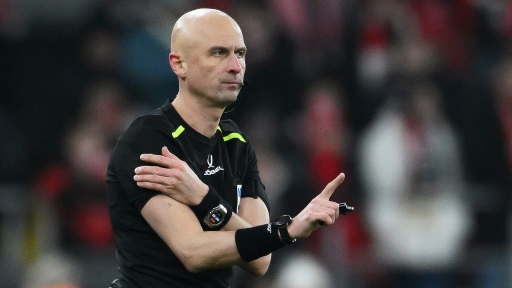 Лапочкин — о судьях матча «Зенит» — «Спартак»: «Карасев — единственный арбитр, к которому нет вопросов после возобновления РПЛ»