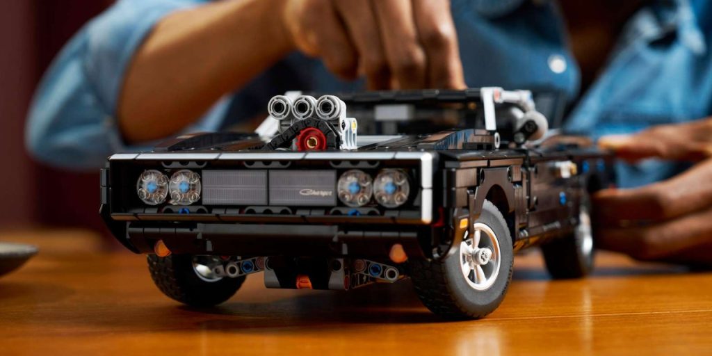 Lego показала набор по «Форсажу» — с маслкаром Dodge Charger R/T Доминика Торетто