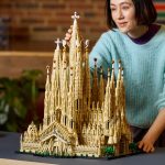 Lego представила свой самый большой набор — модель собора Саграда Фамилия