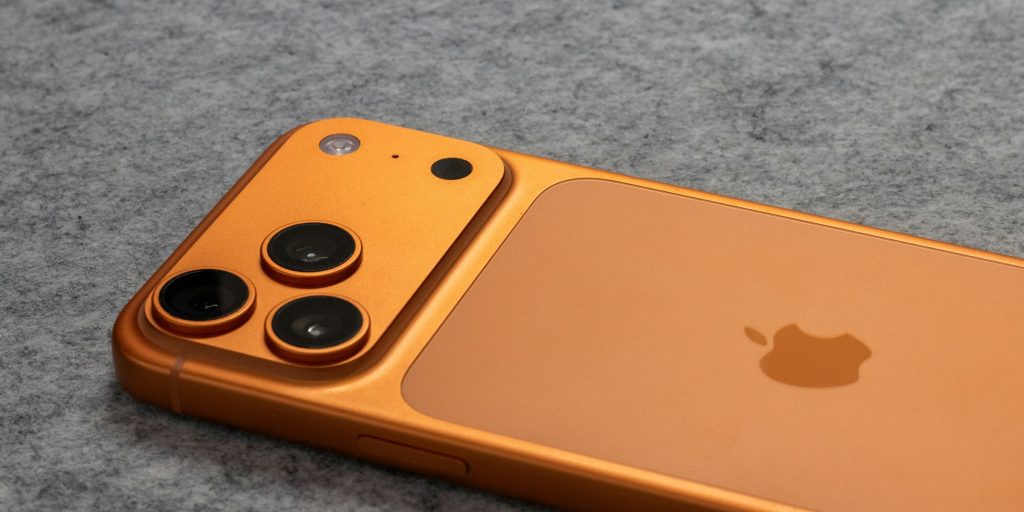 Apple может поднять цены на iPhone — вслед за MacBook и iPad