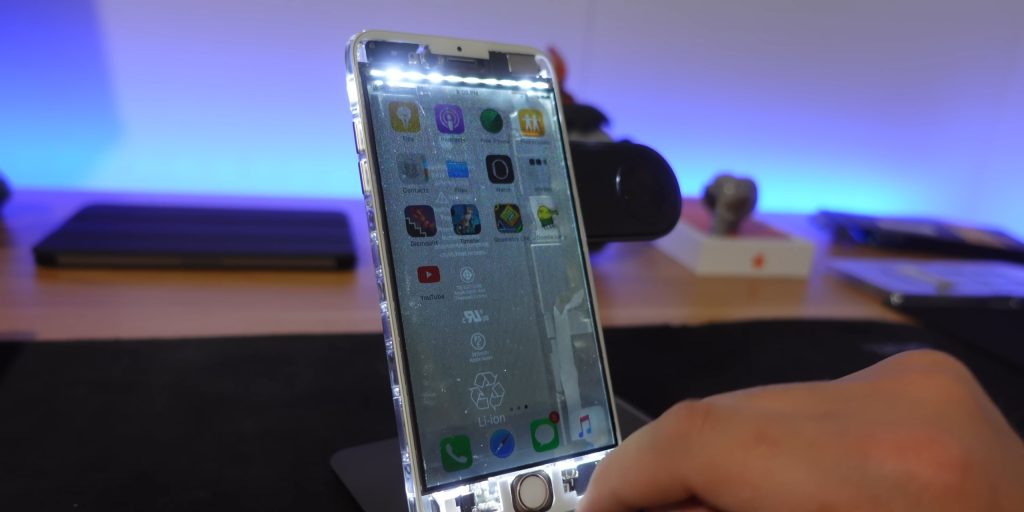 Блогер показал полностью прозрачный iPhone 6 Plus — «внутренности» видны даже через экран