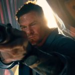 Беги, Алан Ричсон, беги: вышел большой трейлер боевика «Курьер»
